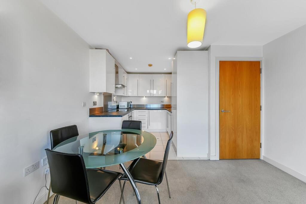 Cozycomfy Luxury Apartment London Eksteriør bilde