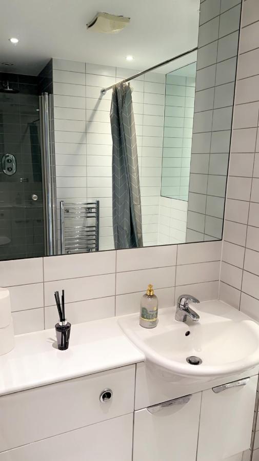Cozycomfy Luxury Apartment London Eksteriør bilde